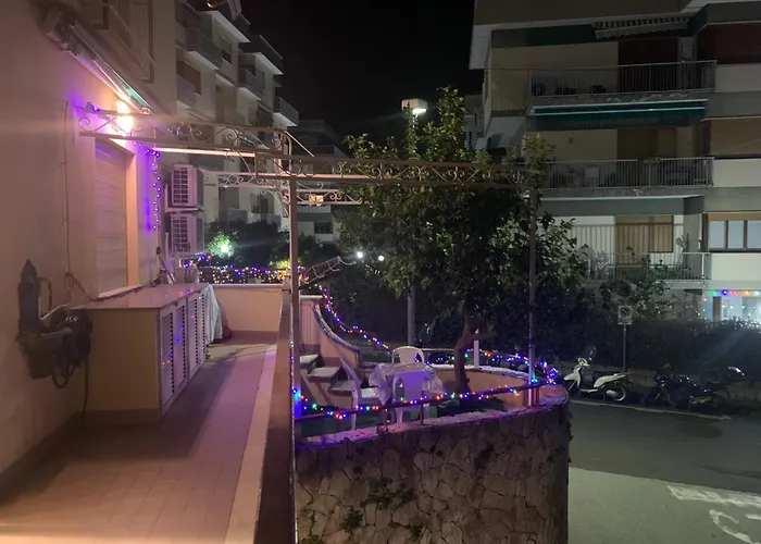 Treehouse Sorrento Apartment